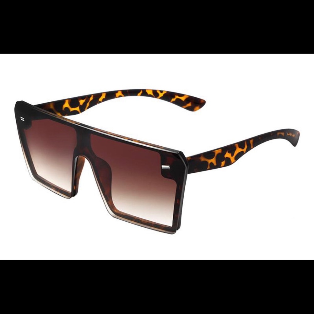 Oversized sunglasses